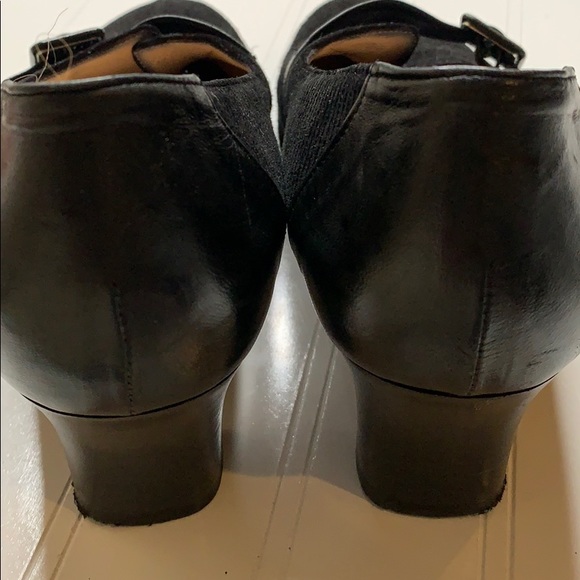Taryn Rose Black Corduroy and leather Heels Sz 40 - Picture 6 of 9